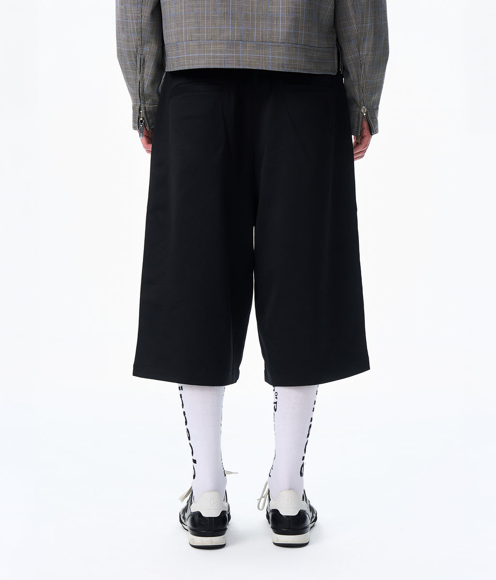 07 Pleated Baggy Shorts Black