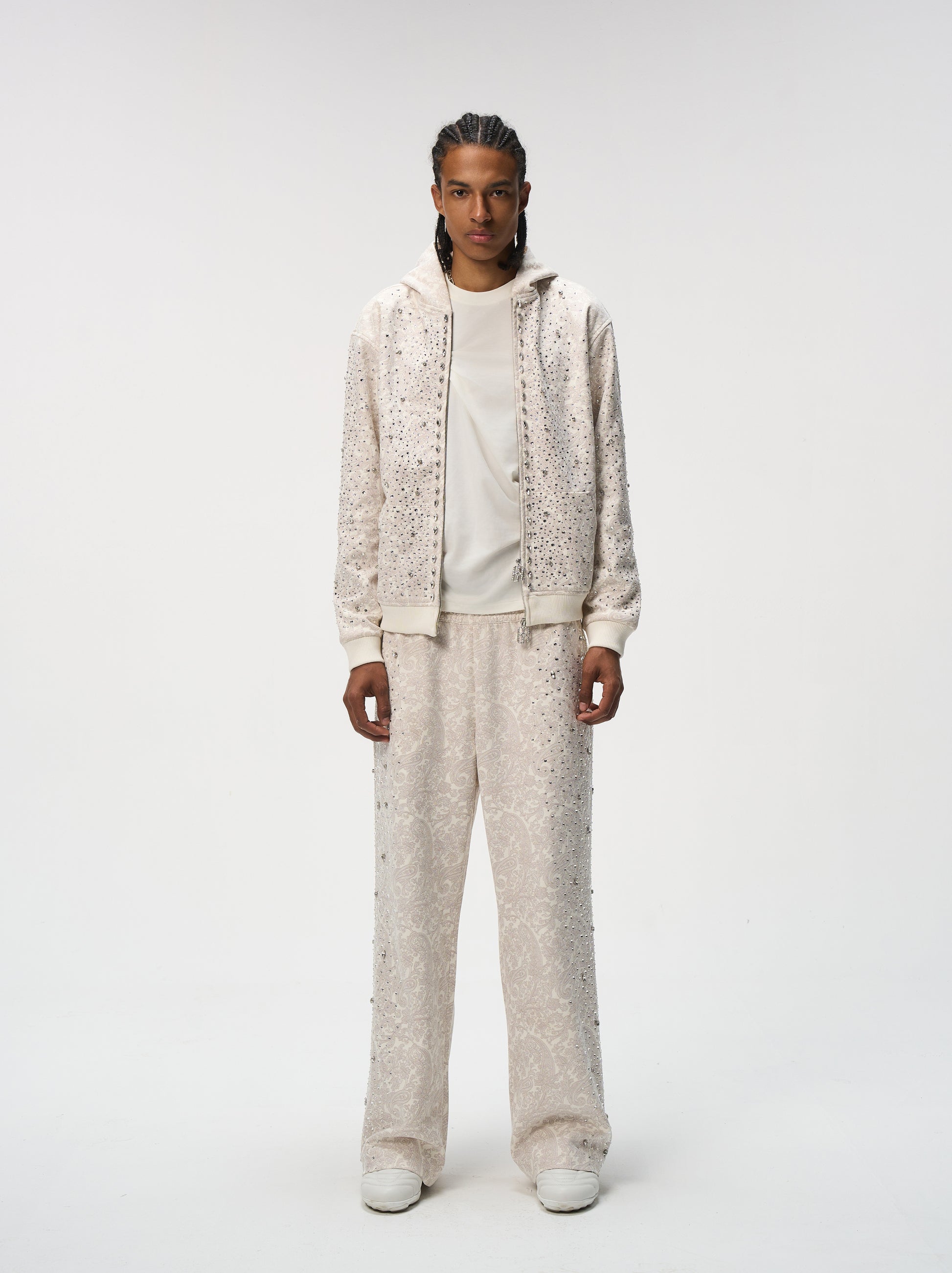 Cashew Blossom Pearl Zipper Hoodie-WHT