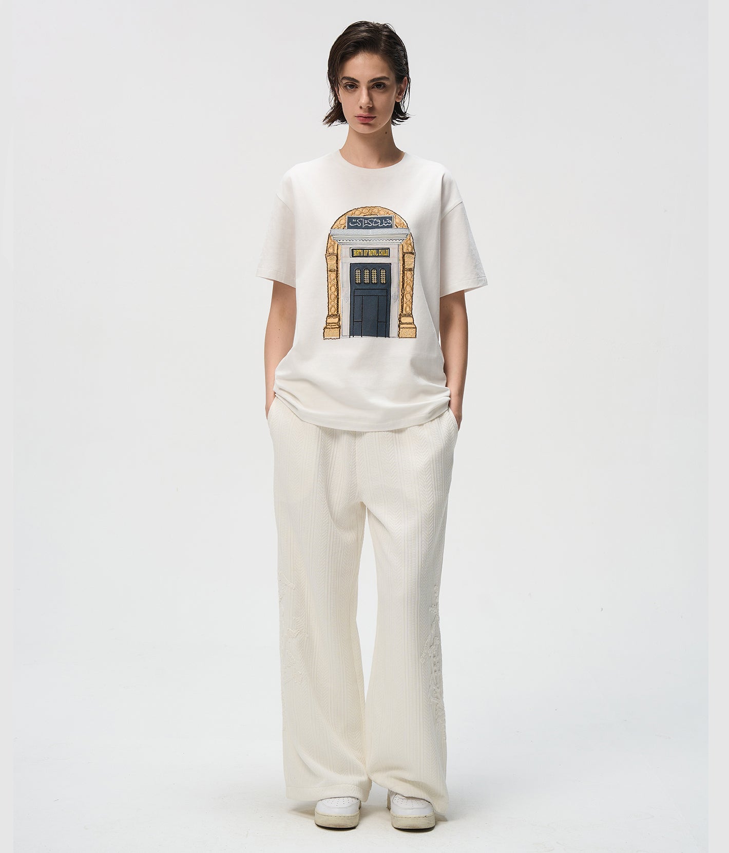 Aswan Hotel Tee In WHT