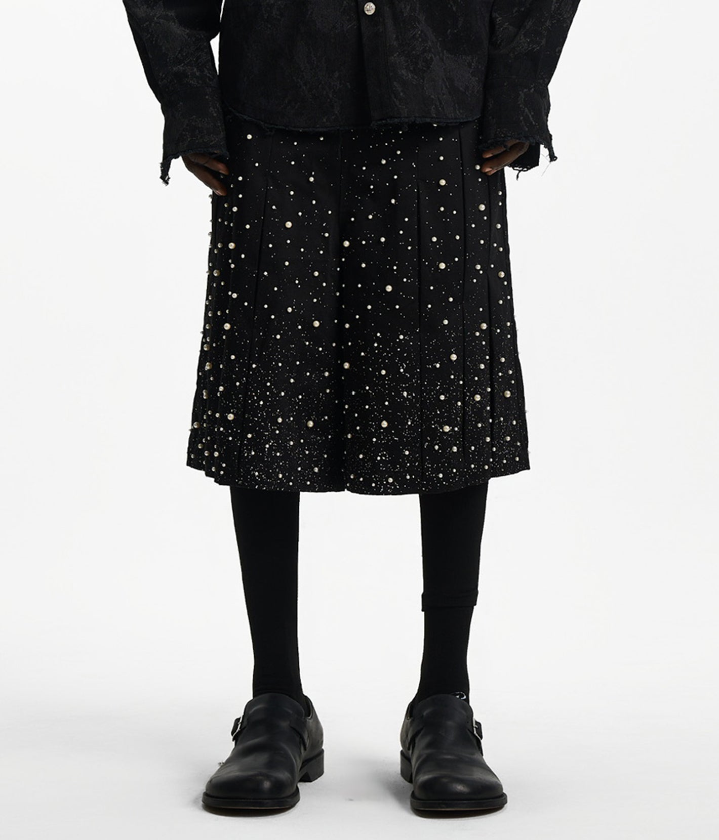 Pearl Pleated Wide Shorts