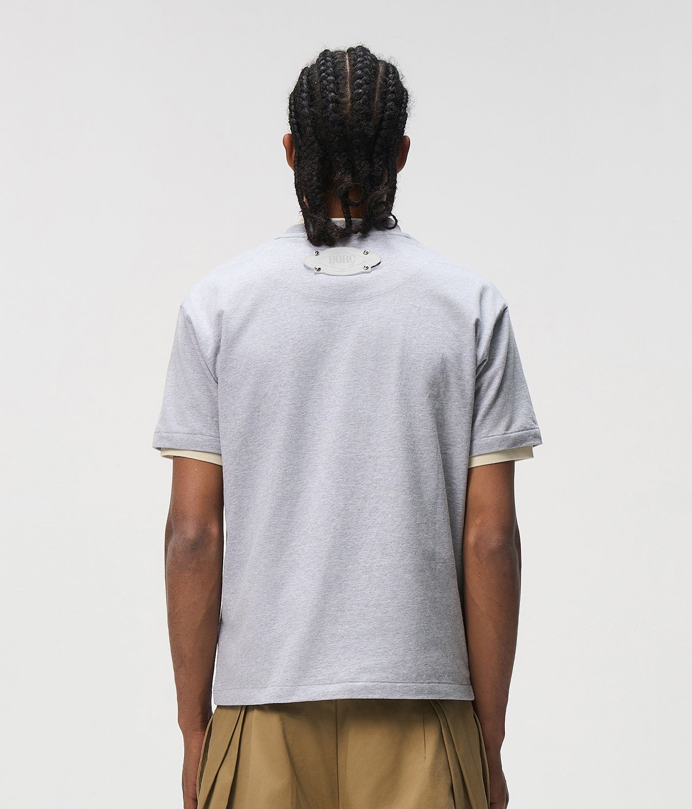 Aswan Hotel Tee in GRY