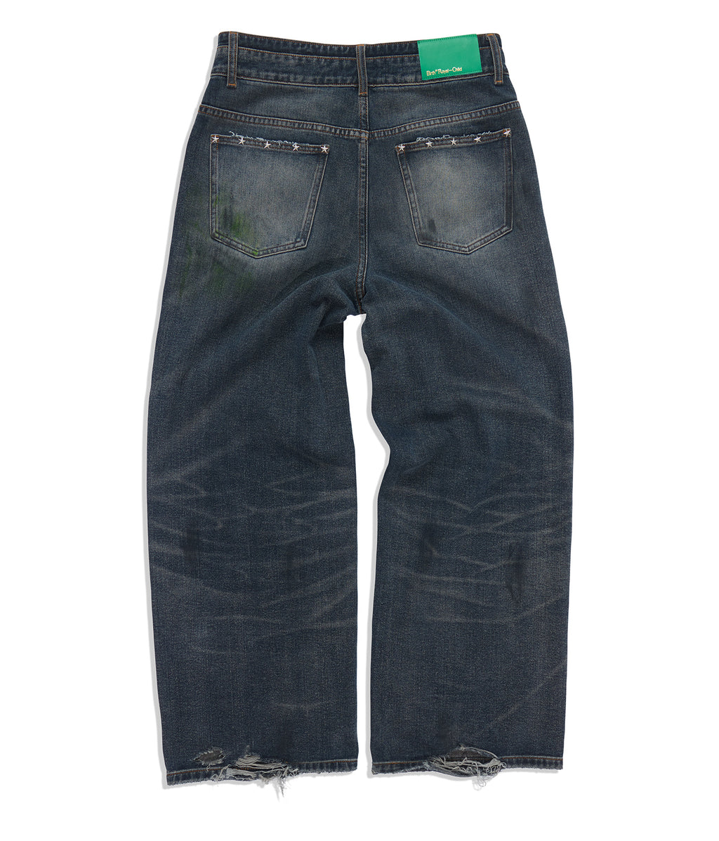 Knee Slide Distressed Jeans