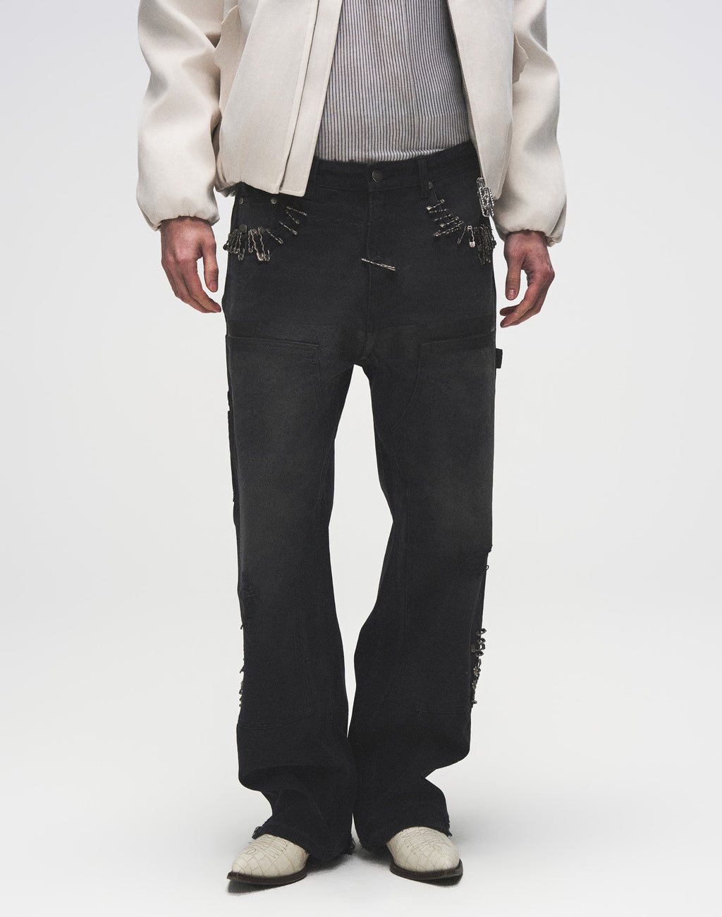 VINTAGE PIN WASHED CARPENTER PANTS IN BLK