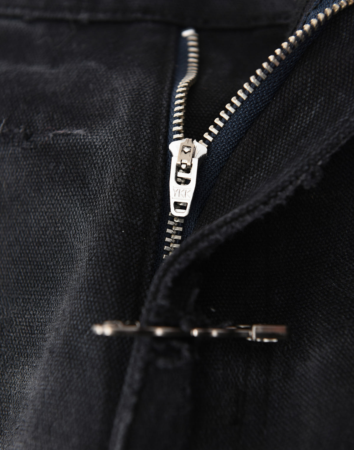 VINTAGE PIN WASHED CARPENTER PANTS IN BLK