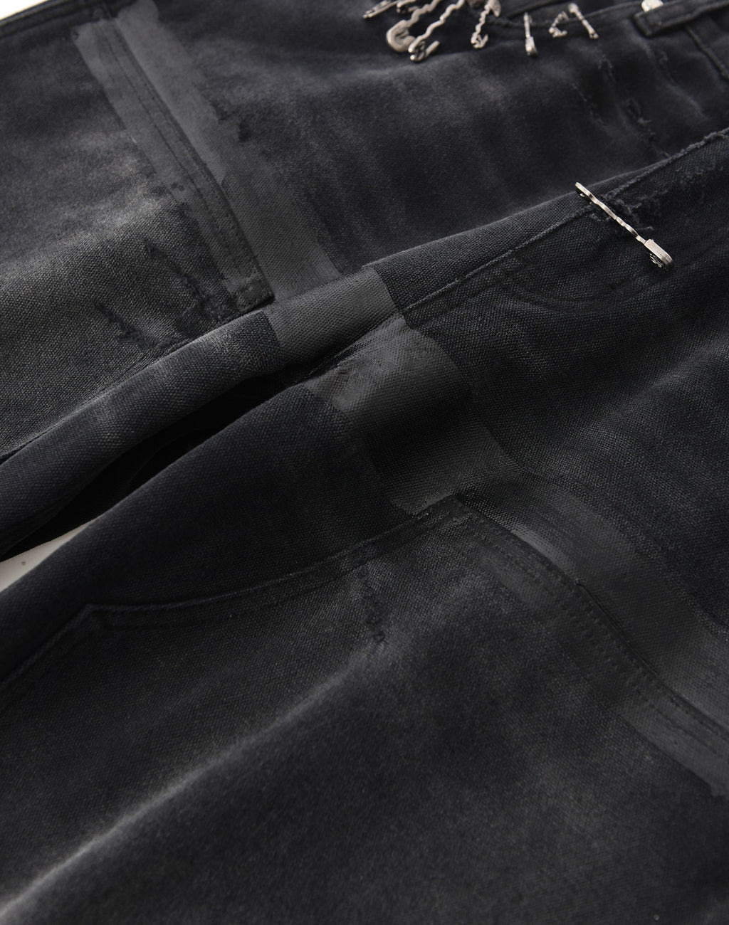 VINTAGE PIN WASHED CARPENTER PANTS IN BLK