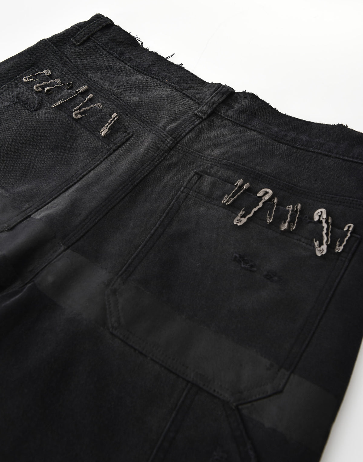VINTAGE PIN WASHED CARPENTER PANTS IN BLK