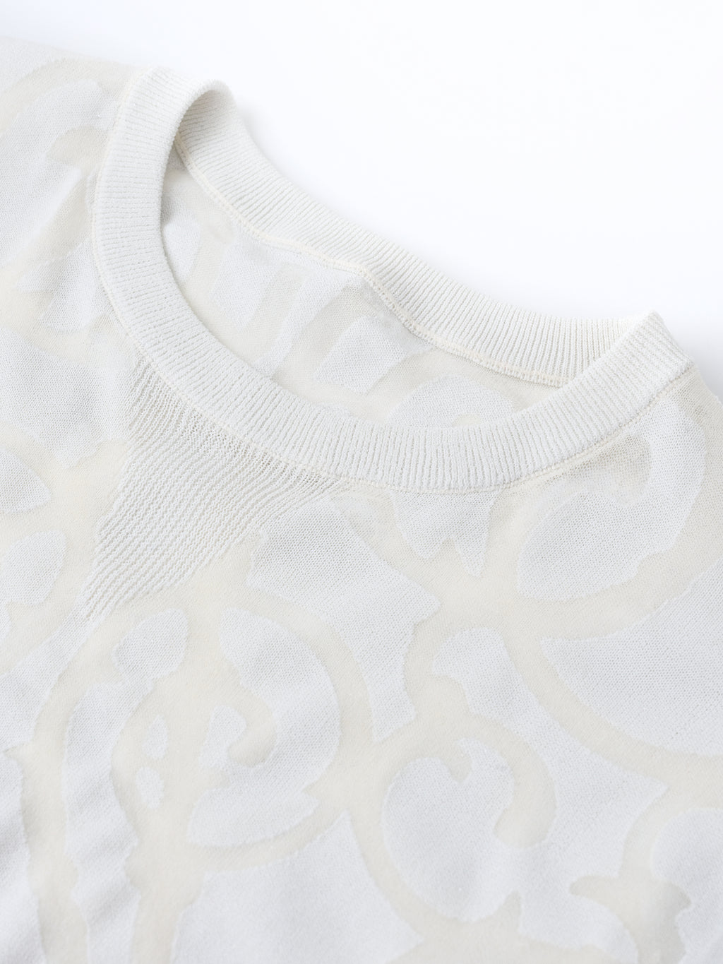 Vine Hallow Long Sleeve Tee