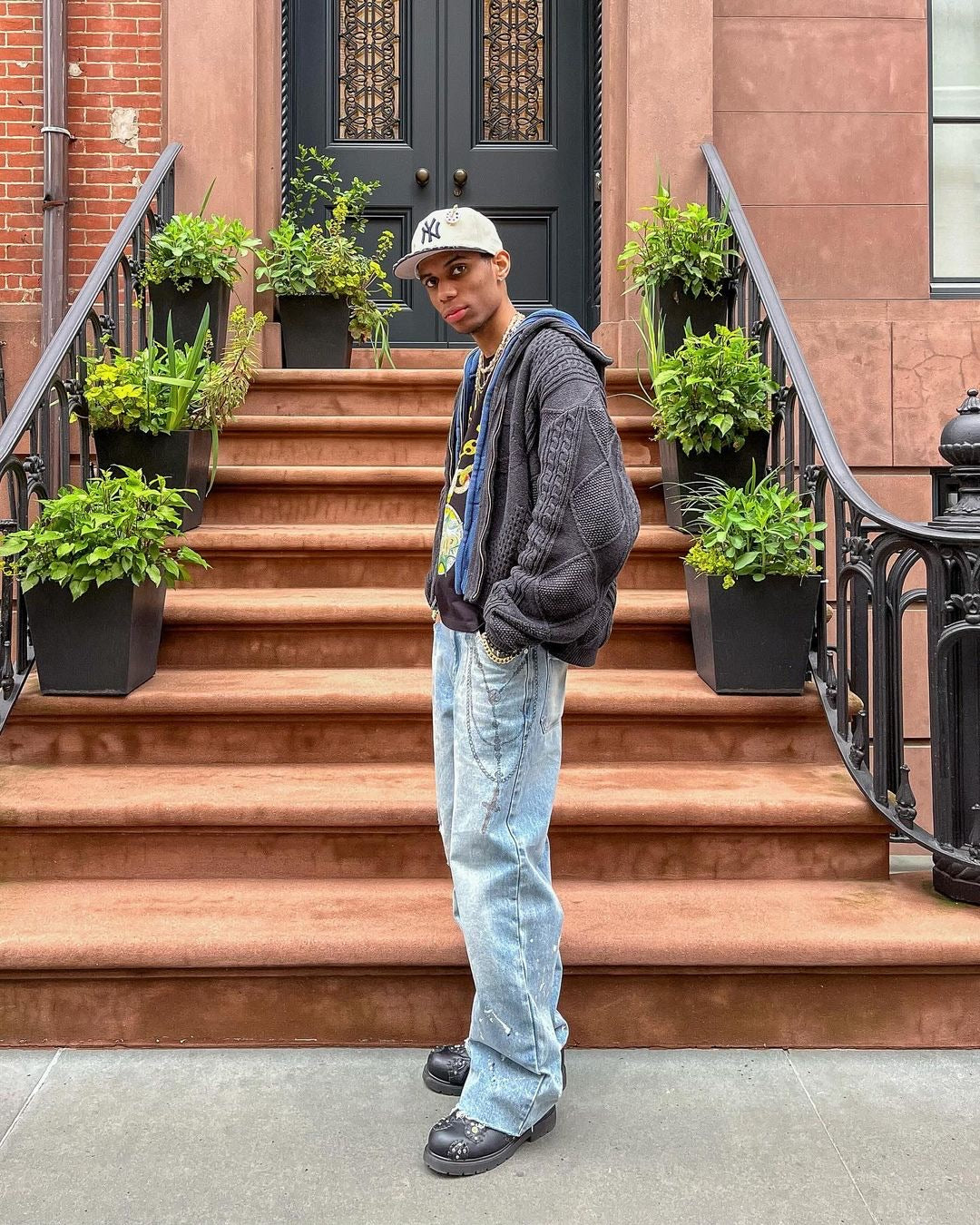 Chain Ink Print Detailed Patch Jeans – Birth Of Royal Child