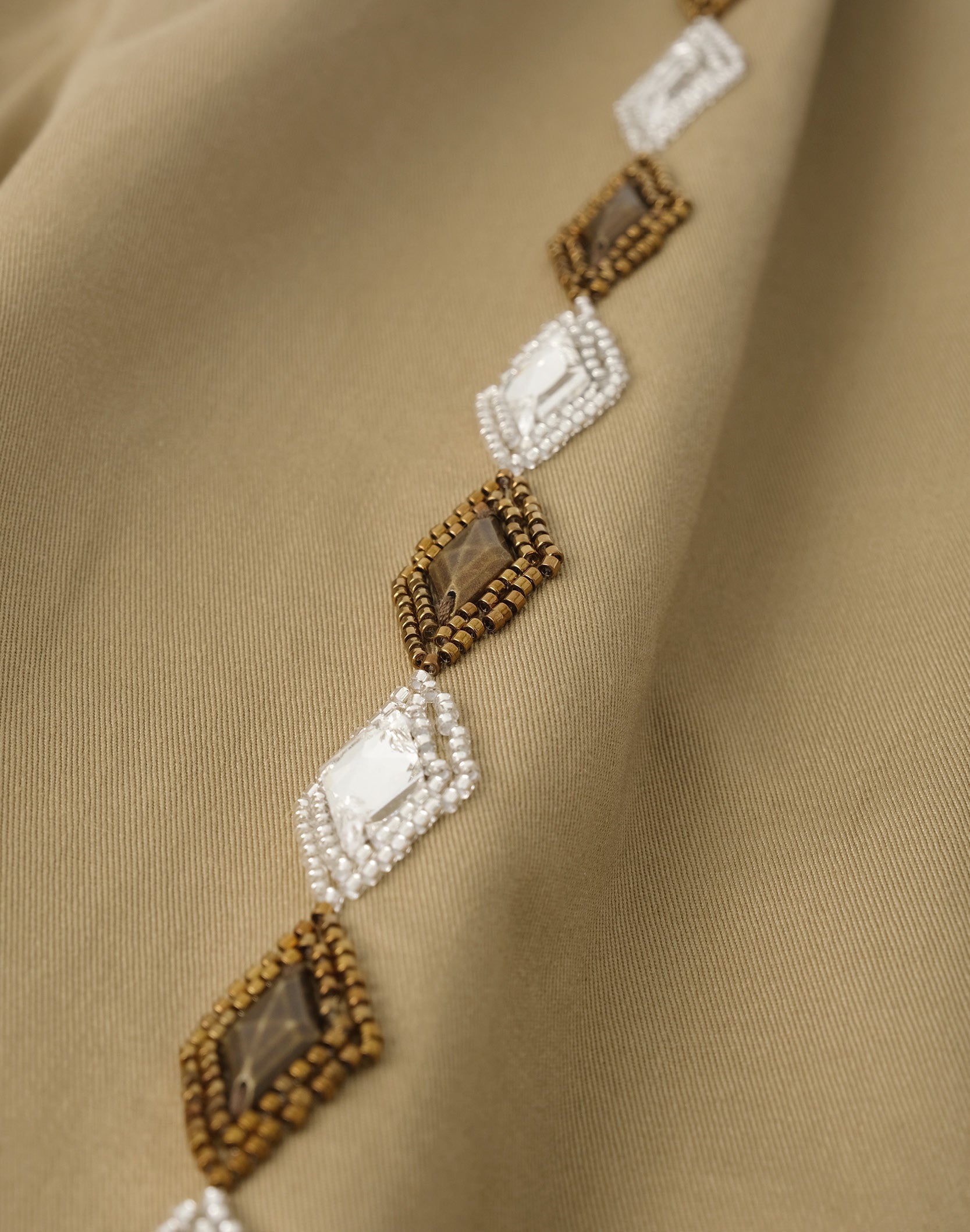 Gemstone Bermuda Shorts in BRN