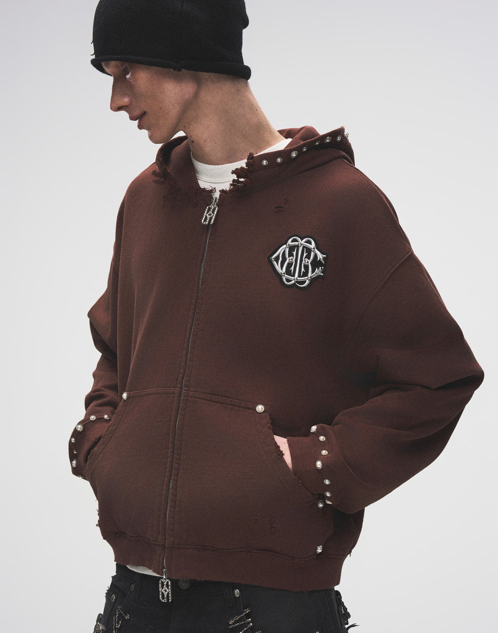 PEARL STUDDED BOXY ZIP HOODIE BROWN