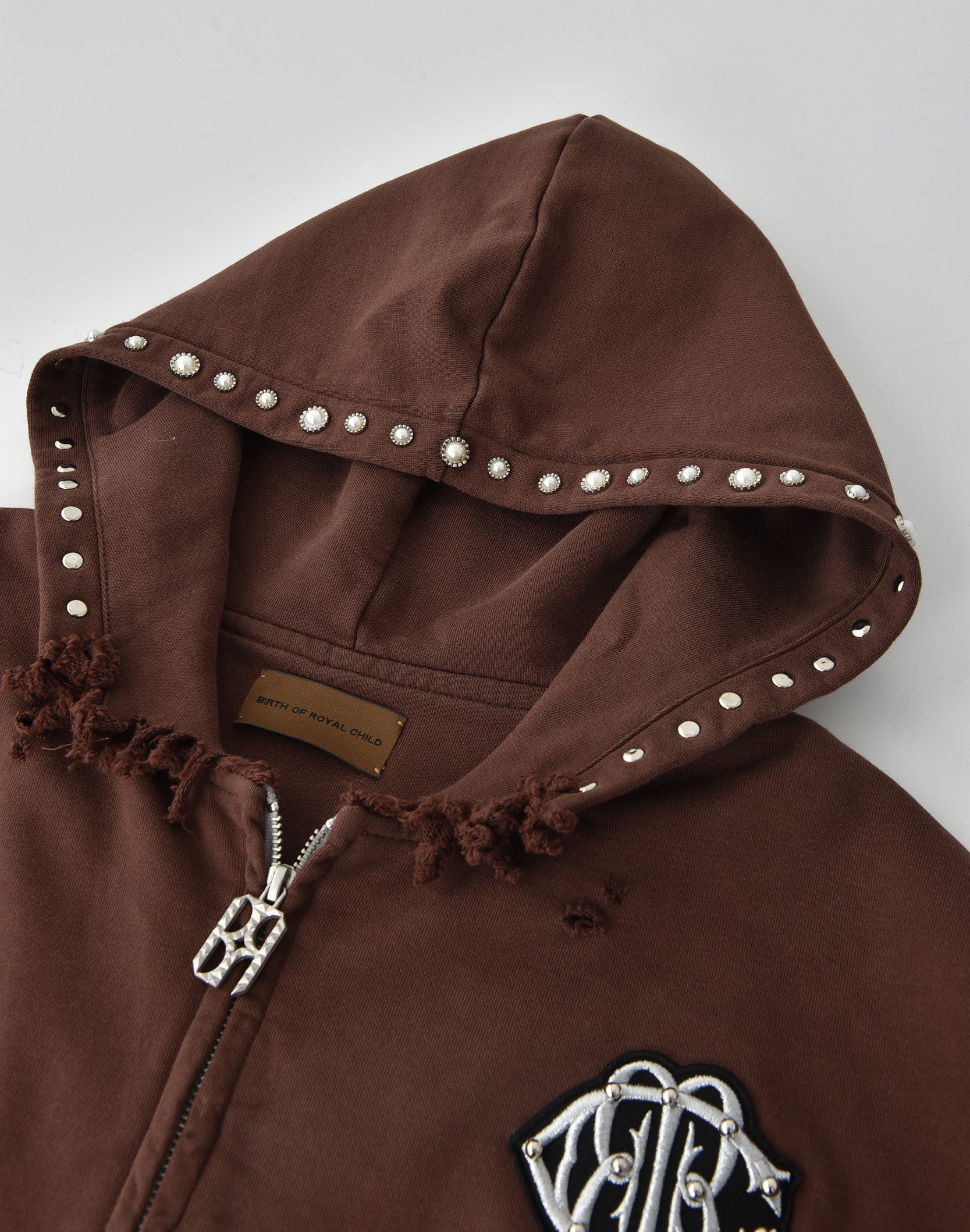 PEARL STUDDED BOXY ZIP HOODIE BROWN