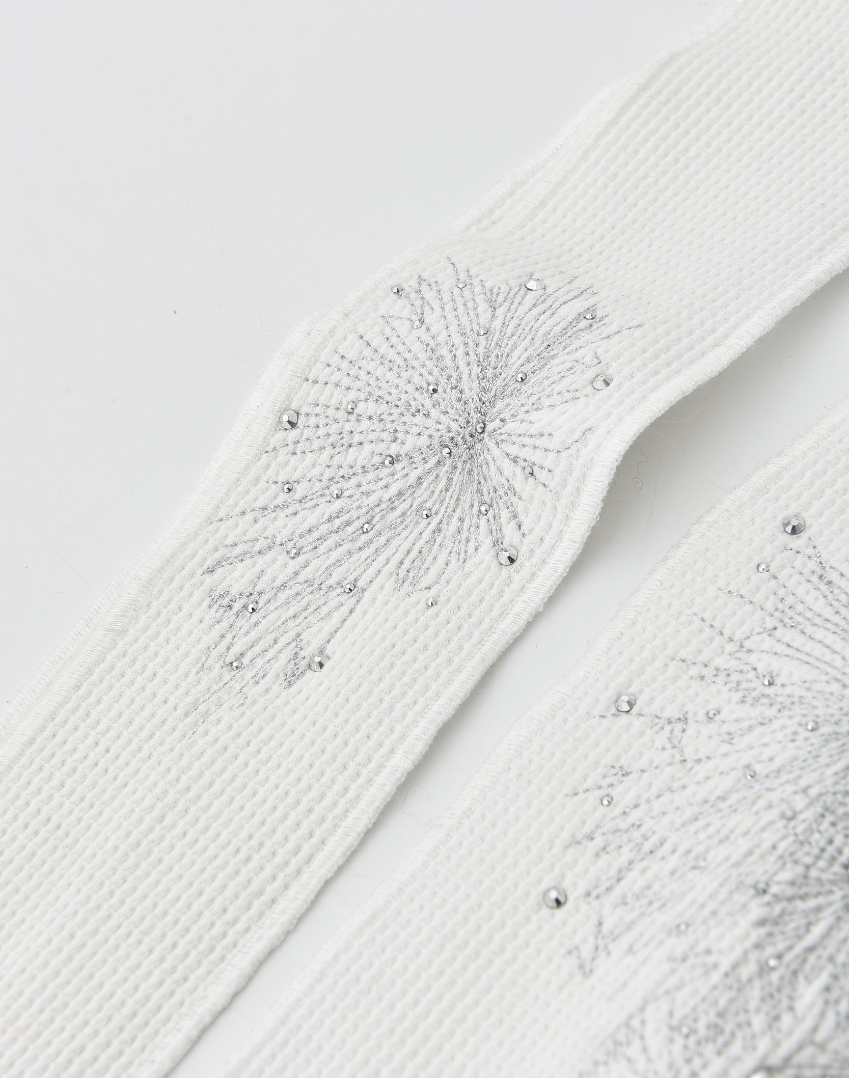 FIREWORKS RHINESTONE DURAG WHITE