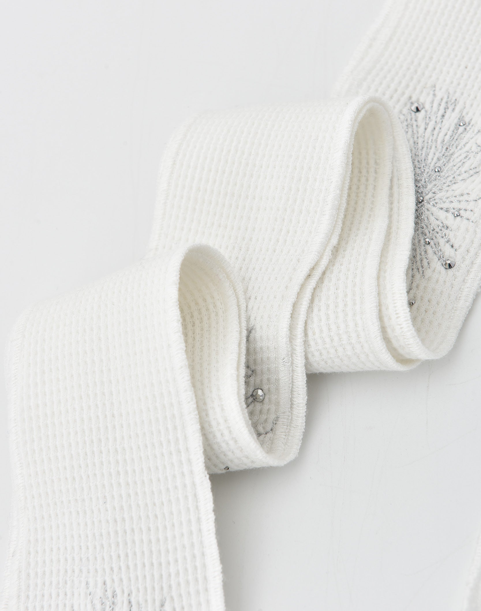 FIREWORKS RHINESTONE DURAG WHITE – Birth Of Royal Child