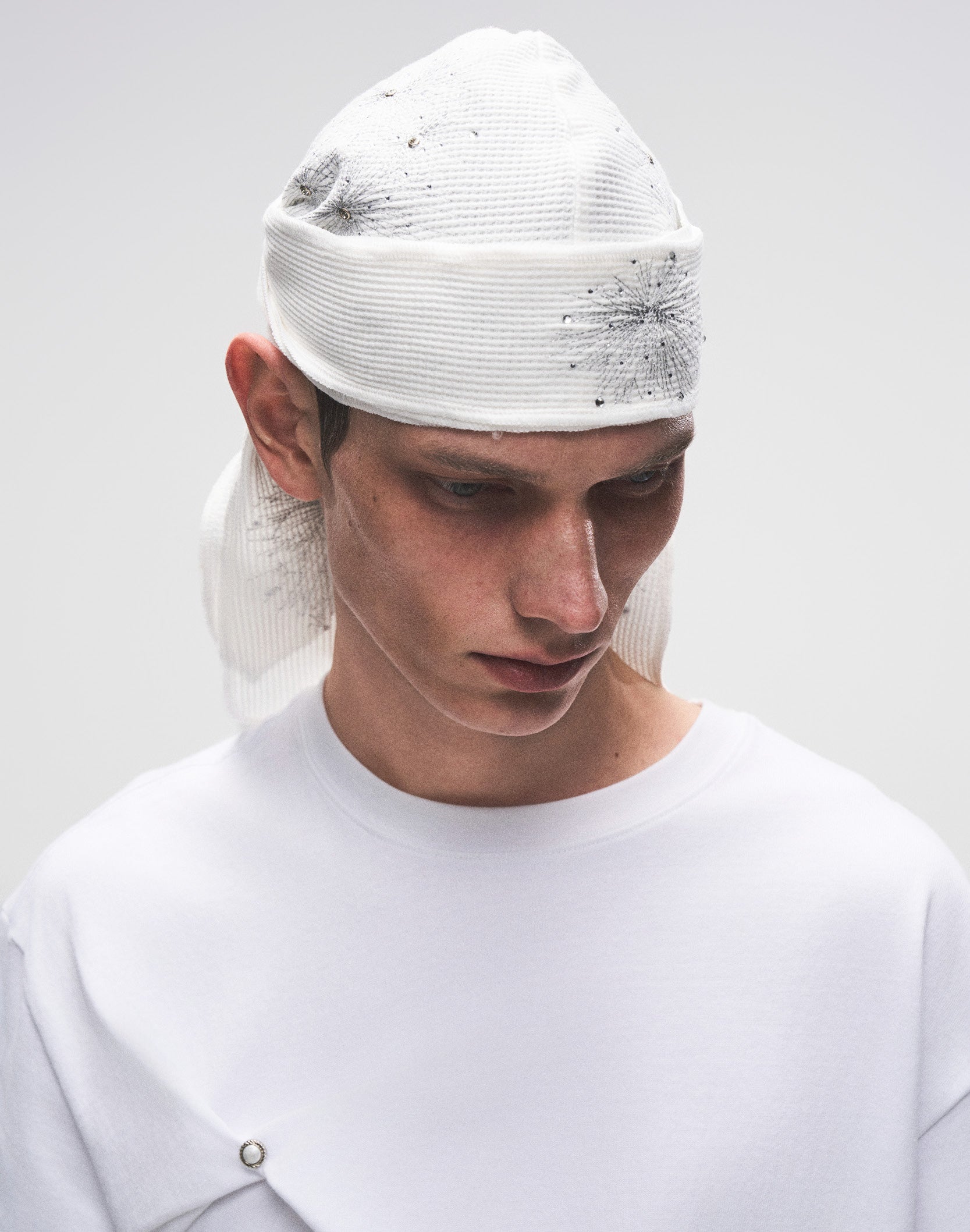FIREWORKS RHINESTONE DURAG WHITE