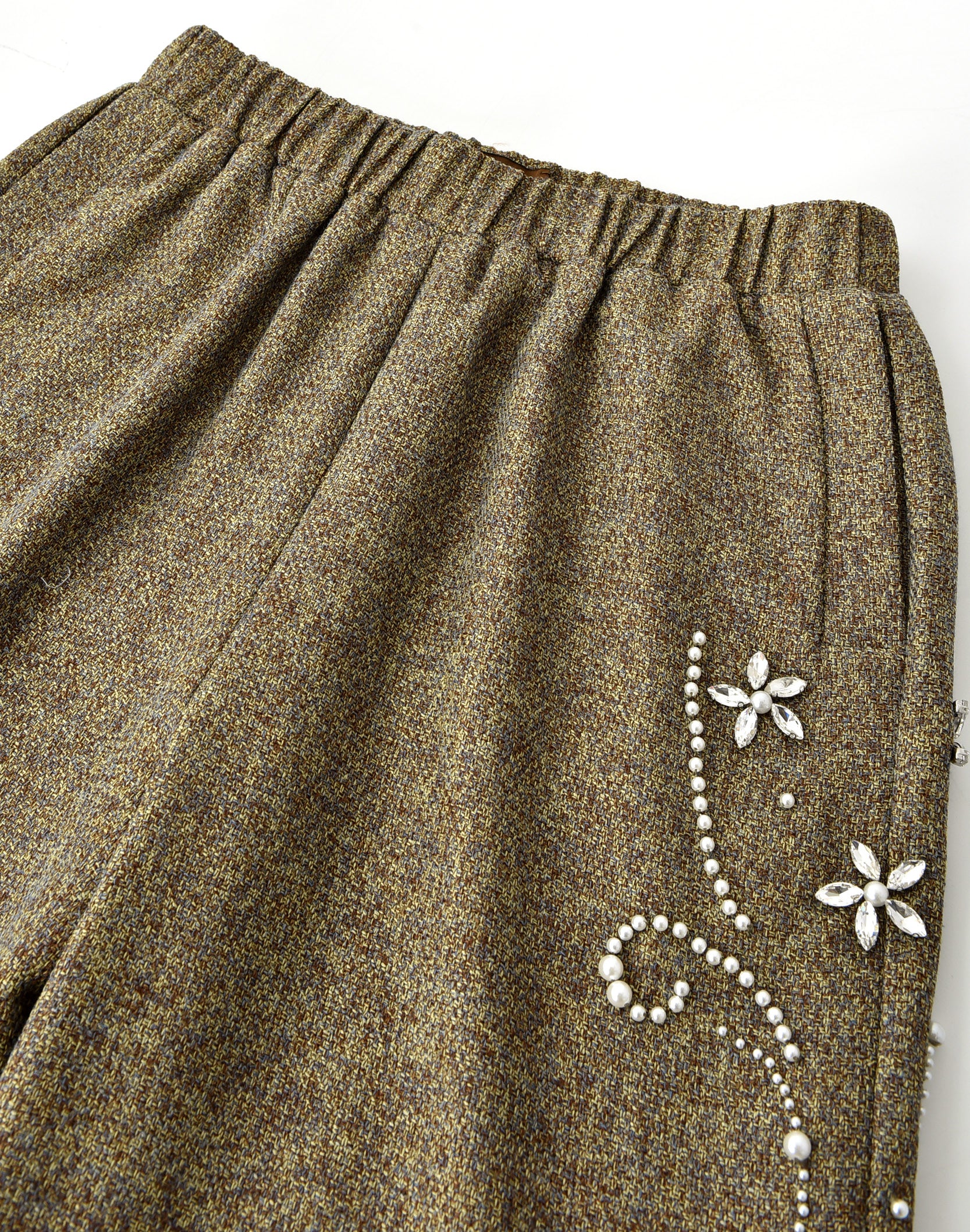 DIAMOND EMBELLISHED FLORAL KNIT PANT IN GRN