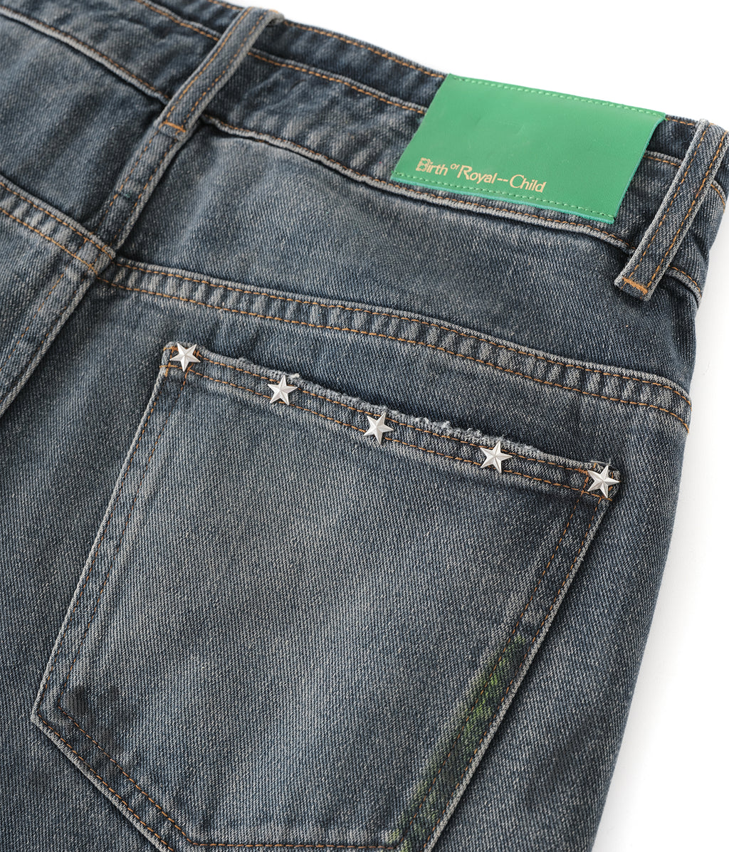 Knee Slide Distressed Jeans
