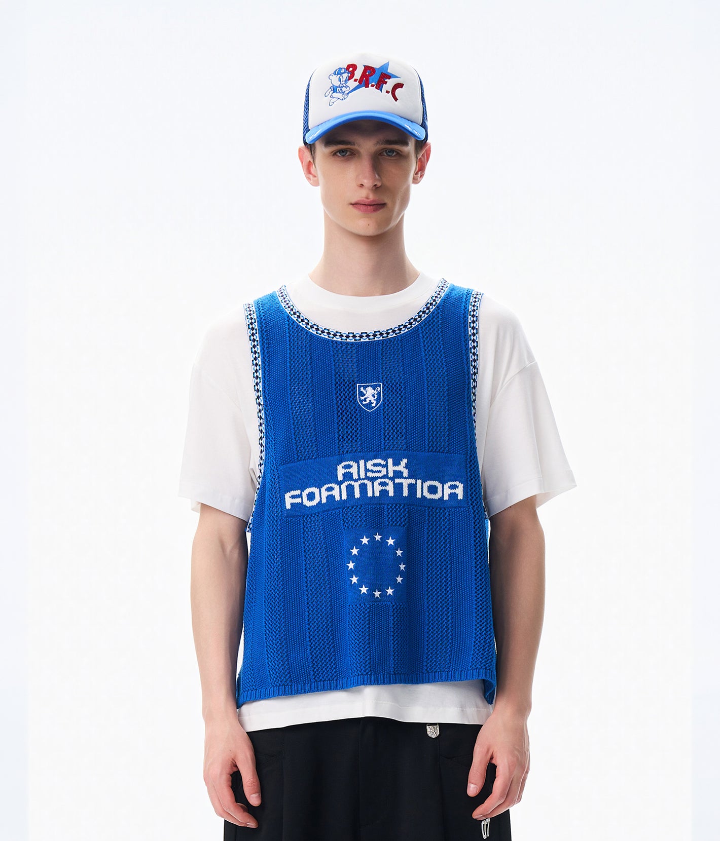 Pinnacle Knit Vest