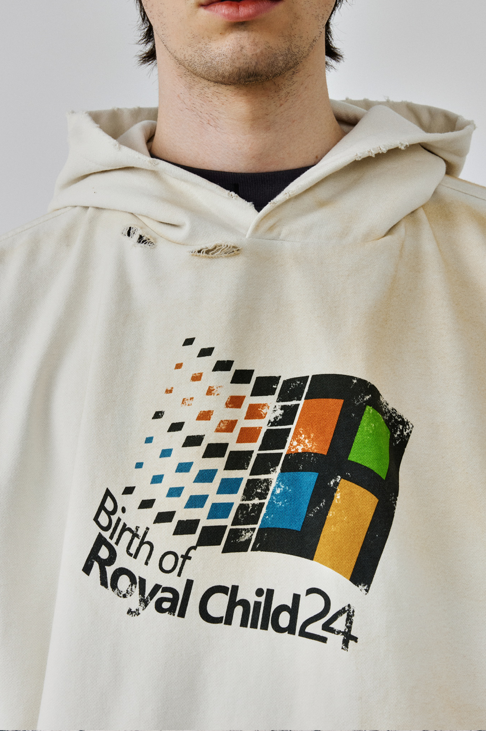 “Windows24“ Retro Distressed Hoodie